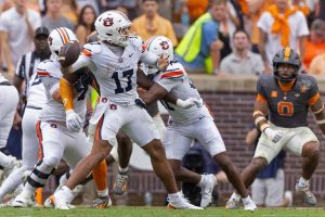 Auburn Falls To No 17 Tennessee 24 14 In Sec Clash