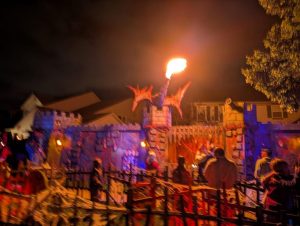 Aurora Couple S Haunted Forest Draws 400 Visitors To Biltmore Circle Halloween E