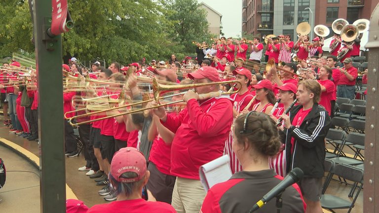 Badger Bash Invites Fans To Pre Game Festivities Saturday In Madison