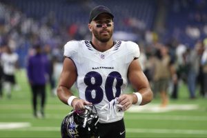 Baltimore Ravens Lose Starting Tight End Durham Smythe To Season Ending Achilles