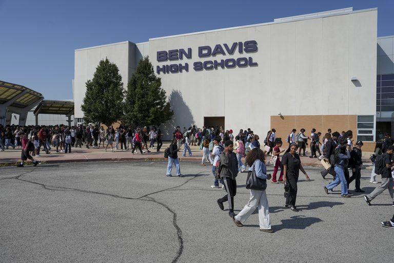 Ben Davis High School Invites 2022 23 Graduates To Homecoming Alumni Experience