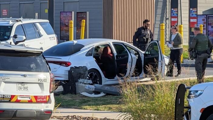 Bexar County Sheriff S Office Searches For Three Suspects After Traffic Stop Fle