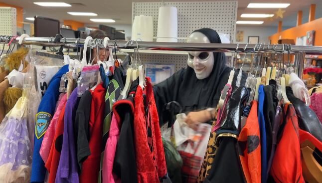 Bismarck Thrift Shop The Arc Sees Surge In Halloween Costume Sales As Families S
