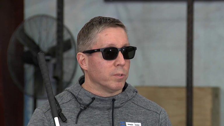 Blind Crossfit Owner Turns Personal Challenge Into Community Fitness Inspiration