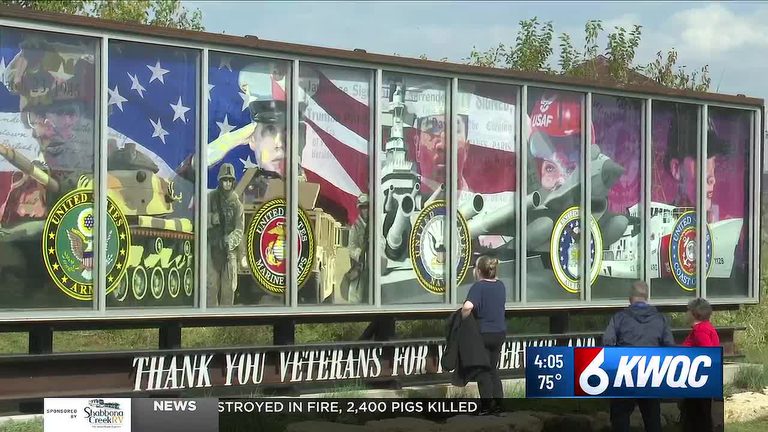 Blue Grass Elementary Students Honor Quad Cities Veterans With Songs And New Mur