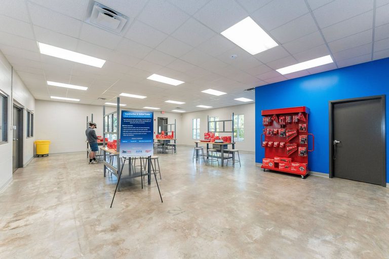 Boys Girls Clubs Opens Liberty Workforce Innovation Center In South Tampa