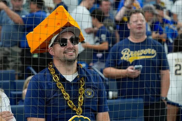 Brewers Fans Gather In Tampa As Team Nears First World Series Title