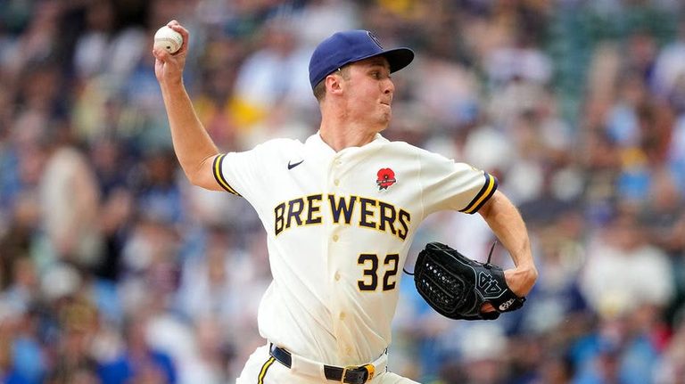 Brewers Manager Pat Murphy Opts For Reliever Over Star Jacob Misiorowski In Game