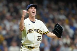 Brewers Rally After Misiorowski S Early Exit To Beat Padres 3 2 In Nlds Opener