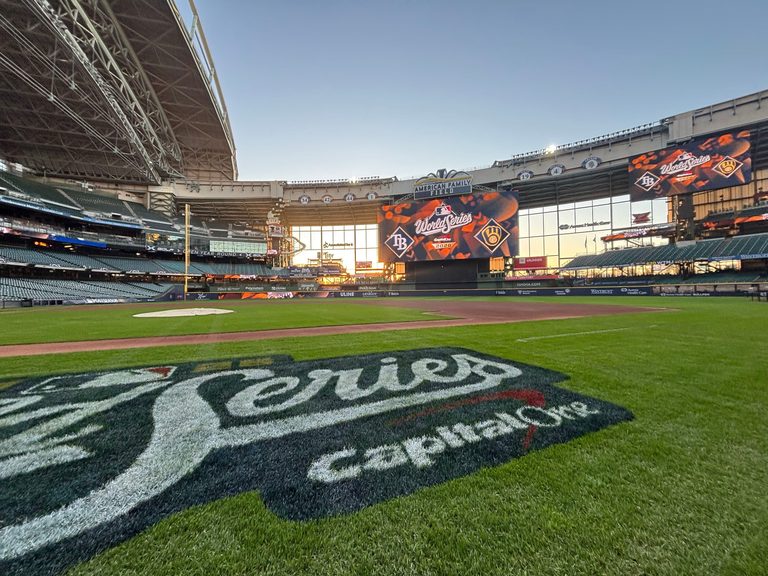 Brewers World Series Watch Party Tickets Sell Out Within Hours