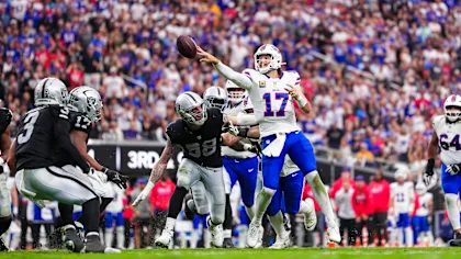 Buffalo Bills Edge Raiders 33 30 In Las Vegas Thriller
