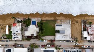 Category 4 Hurricane Simon Threatens Mexico S Pacific Coast With Strong Winds An