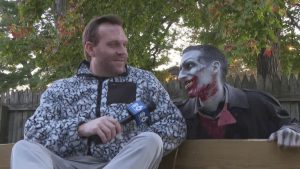 Cbs6 Morning Team Braves Double M Haunted Hayride In Ballston Spa