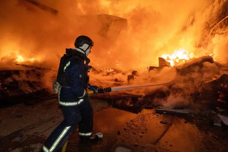 Ceasefire Holds 30 Hours In Ukraine S Oleshky As Melania Trump Aids Humanitarian