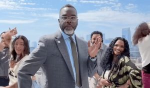Chicago Mayoral Candidates Enlist Social Media Influencers To Reach Voters