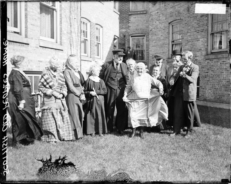Chicago S Halloween Traditions Trace Back To Scottish Roots