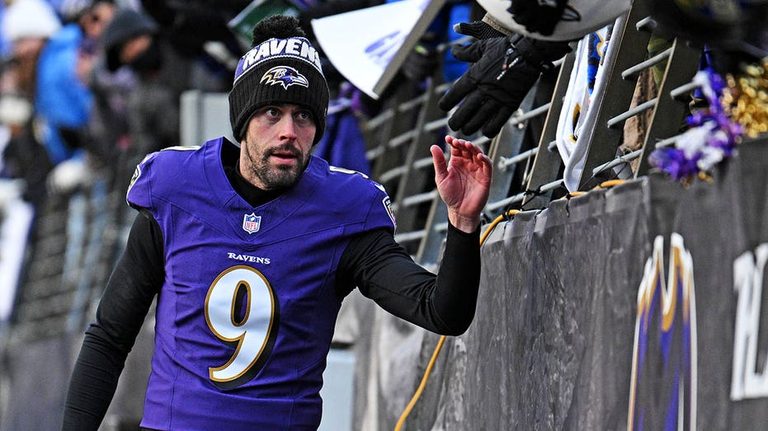 Chiefs Add Veteran Kicker Justin Tucker To Practice Squad Amid Mixed Media React