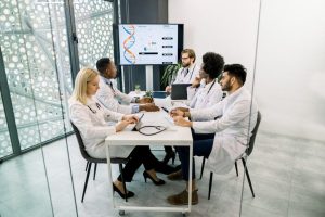 Choosing A Central Lab For Global Clinical Trials Key Factors And Top Providers