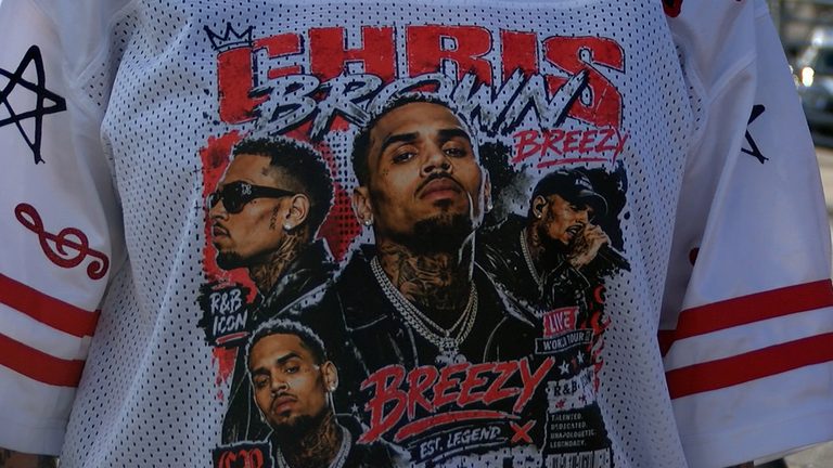 Chris Brown And Usher Bring R B Tour To Sun Bowl Stadium In El Paso