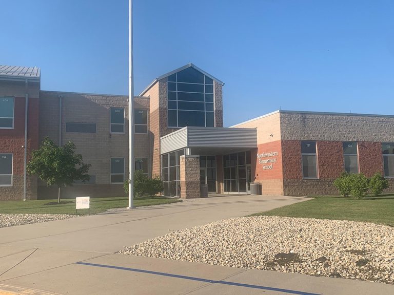 Clark County School Board Schedules Special Session On Student Cellphone Search