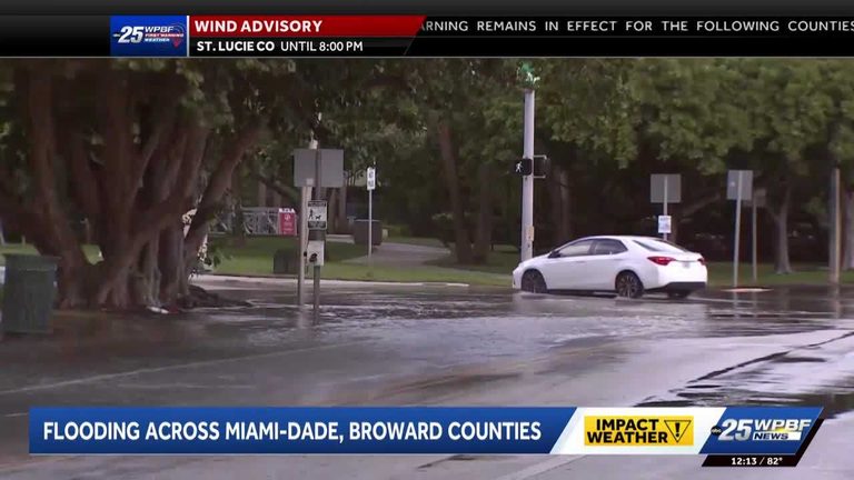 Coastal Flooding Prompts Sandbag Efforts And Rescues In Miami Dade And Broward