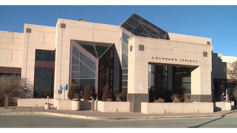 Colorado Springs Airport Announces 2 Daily Holiday Parking Discount