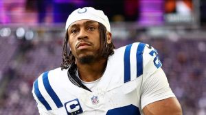 Colts Trade Spree Leaves Jonathan Taylor S Wife Questioning Family S Future