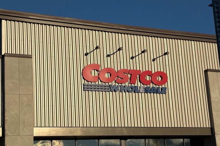 Costco Montana Food Court Adds 2 99 Apple Pie Sundae For Fall