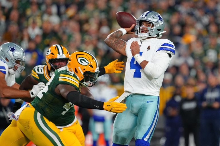 Cowboys Fall To Packers 23 13 In Sunday Night Showdown At Arlington
