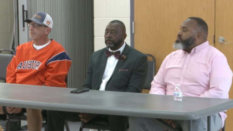 Dallas County Sheriff Candidates Hit The Road To Meet Voters Ahead Of Midterm