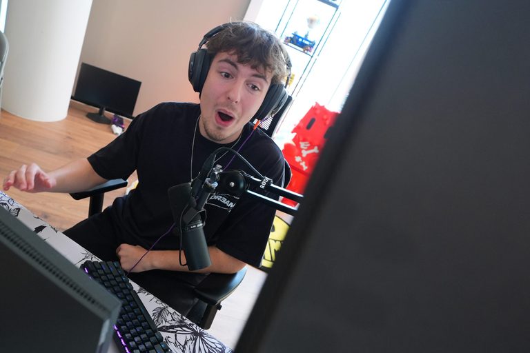 Dallas Esports Star Launches Dr3Amin Access Fund To Give Pcs To Young Gamers