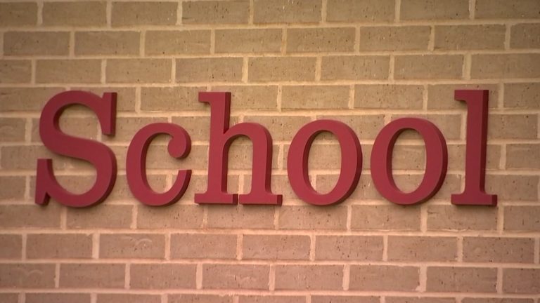 Dallas Families Get Study Guide For Independent School Entrance Exam