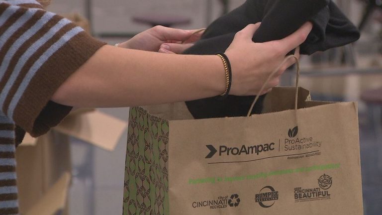De Pere High School Key Club Assembles Nearly 100 Care Packages For Local Vetera