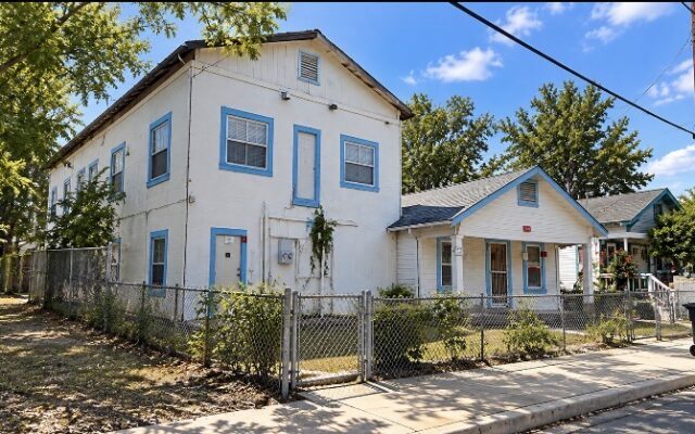 Dea Raid On Guadalupe Street Home Results In Multiple Arrests