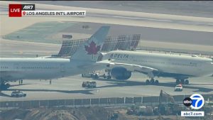 Delta And Air Canada Planes Collide On Lax Tarmac No Injuries Reported