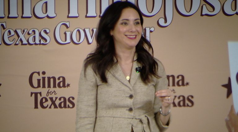 Democratic Gov Candidate Gina Hinojosa Rallies In El Paso Ahead Of Election Day