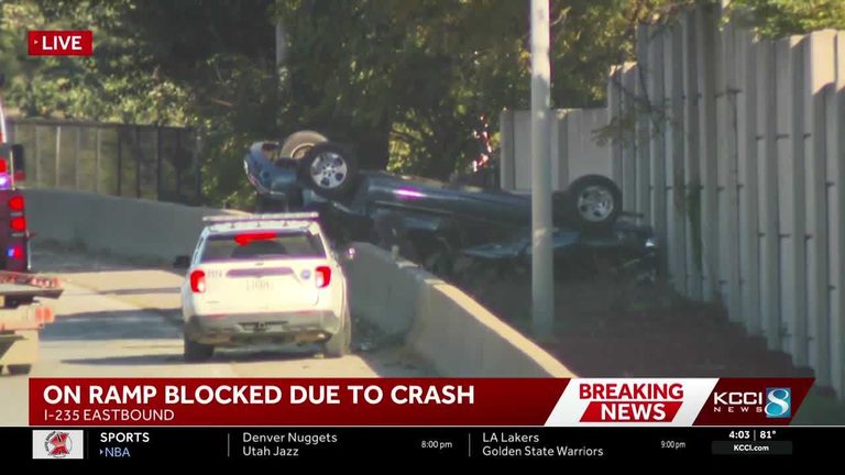 Des Moines I 235 On Ramp Closed After Car Crashes Onto Embankment Driver And Dog