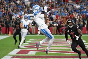 Detroit Lions Dominate Cardinals 45 21 In Impressive Home Victory