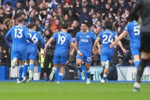 Diego Gomez S 50 Meter Strike Lifts Brighton To 5 0 Win Over Crystal Palace