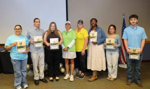 Do A Ana Community College Golf Tournament Funds 10 Student Scholarships And Sup