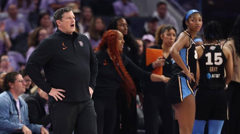 Dream Coach Karl Smesko Defends Angel Reese Calls Wnba Finals Officiating Ridicu