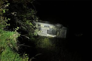 Driver Walks Away After Minivan Plunges 20 Feet Into Blue River In Overland Park