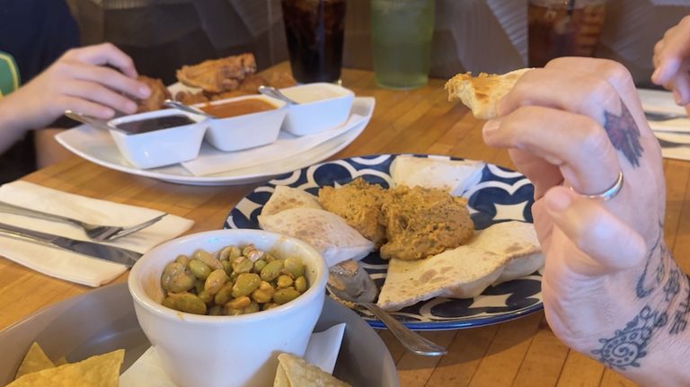 El Paso Chef Celebrates Family Recipes And Borderland Flavors At Saz N