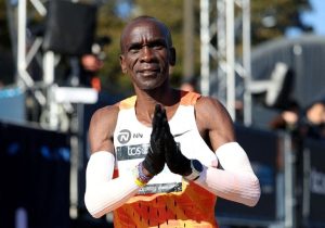 Eliud Kipchoge Sets Melbourne Marathon Record In Victory At Age 41