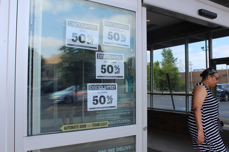 Englewood Alderman Launches Survey To Shape Future Grocery Store