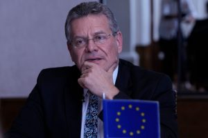 Eu Sends Top Trade Envoy To Beijing To Tackle 1 B A Day Trade Deficit With China