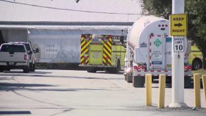 Explosion At Carbide Industries Plant In Louisville S Rubbertown Injures Two