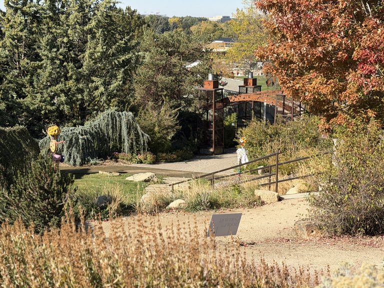 Family Friendly Fall Walk Highlights Scarecrows And Colors At Boise S Idaho Bota