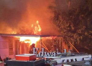 Fire Quickly Contained At Mobile Home On Picacho Avenue In Las Cruces