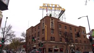 Flagstaff S Monte Vista Hotel Offers Guests A Stay In Its Historic Haunted Rooms